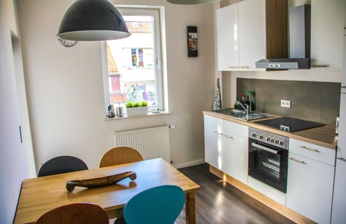 Hohentor Apartment | EXCLUSIVE 2 room apartment with balcony in top location!