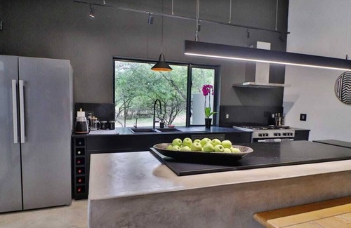 Marloth Park Villa | Exclusive 3-bedroom vacation home bordering Kruger National Park