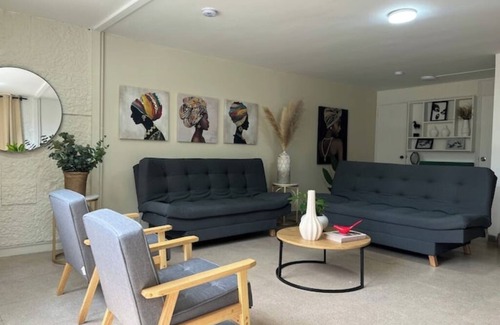 Laureles - Estadio House | Exclusive accommodation for groups