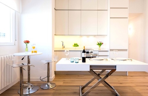 El Viso Apartment | Exclusive and Smart Apartment to enjoy Madrid