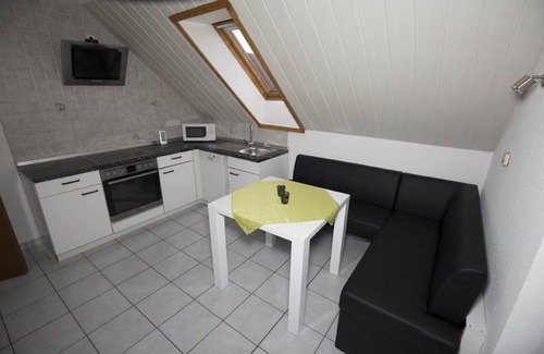 Breitenfeld Condo | Exclusive apartment in the north of Leipzig with great views, close to town, on the green ring