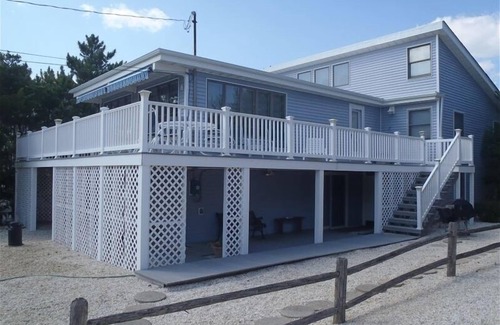 Beach Haven House | Exclusive Barnegat Light Beach Rental'Wafting Breezes'