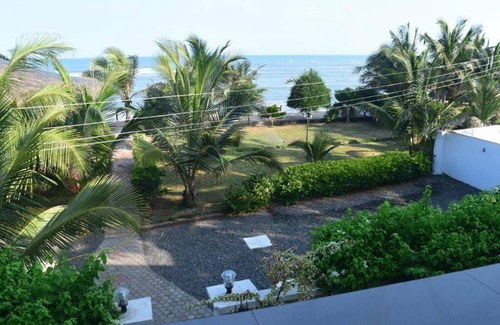 Prampram Apartment | Exclusive Beachfront Mediterranean Villa near Tema