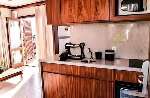 Veloso Condo | Exclusive Bungalow with Hot Tub and Sea View