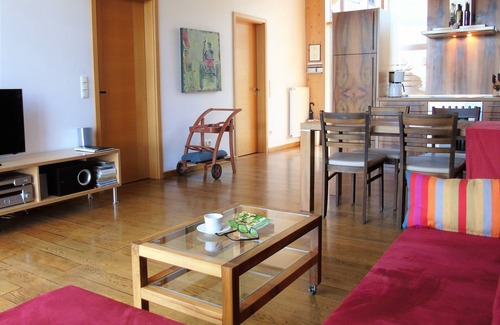 Koslau House | Exclusive * comfort in historic ruins and pure nature for you alone