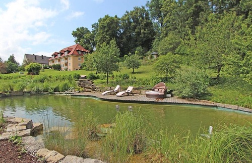 Unterallgau Apartment | Exclusive country house with holiday apartments with dream garden and idyllic tranquility