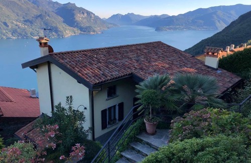 Semnago Villa | Exclusive country house with beautiful garden and breathtaking views