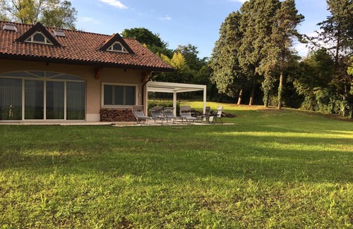 Dosso Villa | Exclusive country villa with private garden on the outskirts of the city