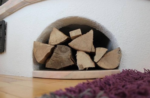 Bietigheim-Bissingen Apartment | Exclusive living with fireplace