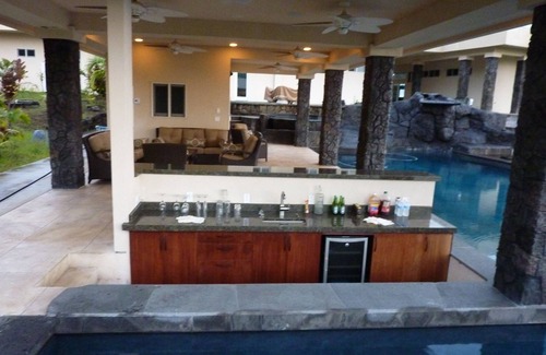 Ninole House | Exclusive, Dream Family Vacation Retreat.