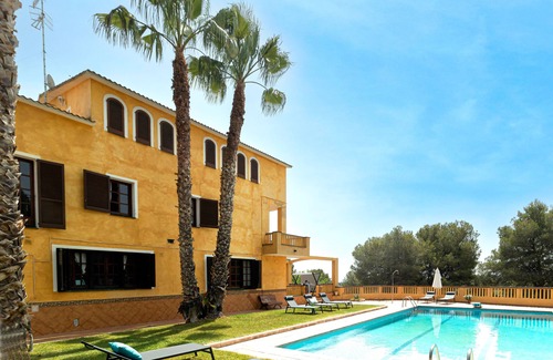 Vilanova I la Geltru Villa | Exclusive environment surrounded by nature 10 minutes from the beach.