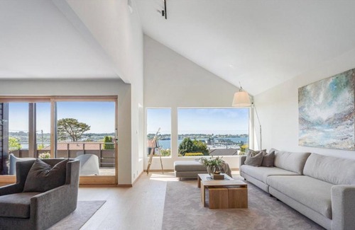 Haugesund Villa | Exclusive Family Villa in Haugesund - Lovely Ocean View, 5 Bedroom, Free parking