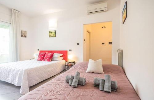 Miramare Apartment | Exclusive: Fronte Mare con Terrazzo e Parcheggio