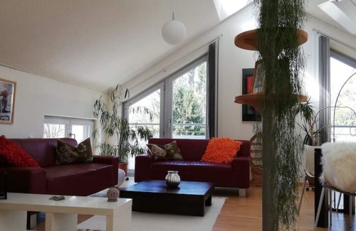 Passau Apartment | Exclusive holiday apartment (70 sqm), flooded with light with WiFi