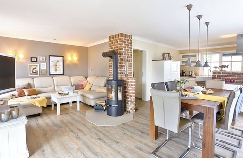 Lobbe House | exclusive holiday home on Rügen, near the beach, family vacations on the Baltic Sea.