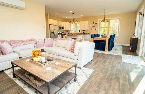 Jackson House | Exclusive Jackson Home with Beautiful Mountain Views