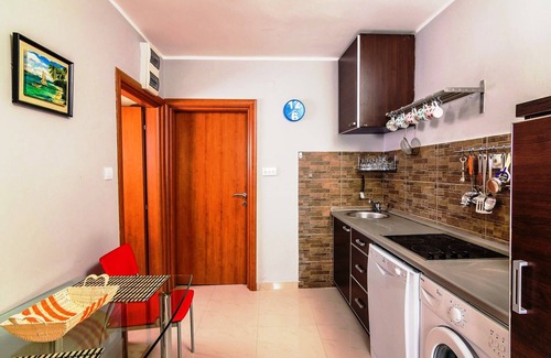 Rafajlovici Apartment | Exclusive large apartment yards away from Rafailovici Sandy beach