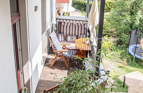 Sud Apartment | Exclusive large central apartment with balcony & stucco