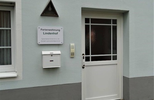 Holzkirchen Apartment | Exclusive Lindenhof vacation apartment in Holzkirchen