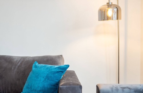 Shirley House | "Exclusive" Luxury modern 4-bed -Solihull, JLR, NEC, Resorts World, Airport, HS2