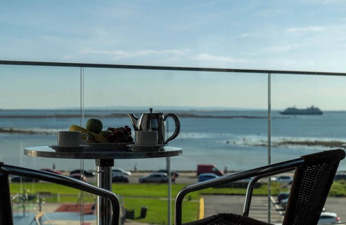 Galway Apartment | Exclusive Luxury Seafront 2 Bedroom Apartment