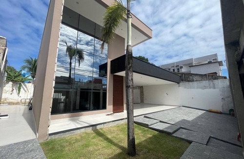 Jaragua House | Exclusive Mansion in Pajuçara, 150m from the Most Beautiful Beach in Brazil.