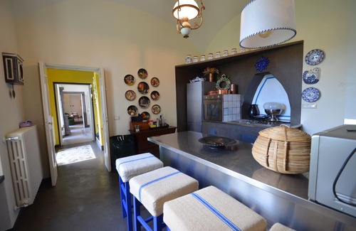 Praelo House | Exclusive mansion with pool in panoramic position