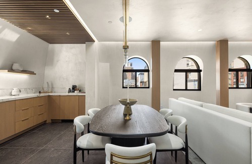 NoMad Apartment | Exclusive Midtown Penthouse - Prime Location with City Views