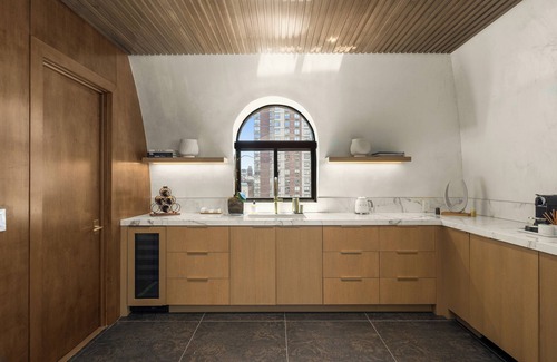 NoMad Apartment | Exclusive Midtown Penthouse - Prime Location with City Views