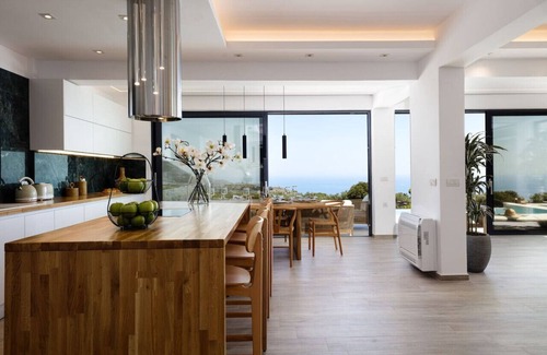 Kefalas Villa | Exclusive Modern Villa with impeccable sea view, private heated pool, hot tub