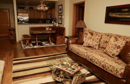 Edwards Condo | Exclusive Mountain Escape, Steps to Slopes!