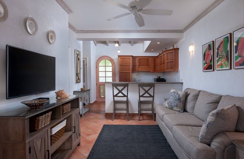 Merlin Bay Condo | Exclusive Penthouse Apartment Sugar Hill Estate Ocean Views and Beach Membership