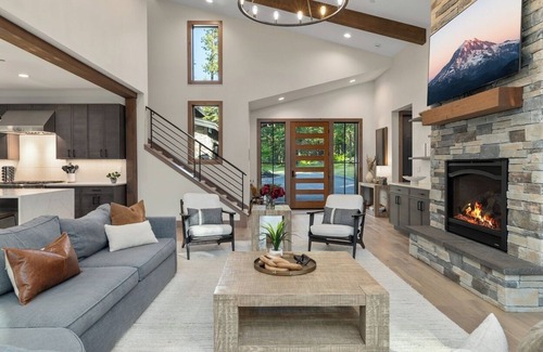 Ronald House | Exclusive Perk @ Suncadia's #1 Private Setting + Pool/Amazing Game Room