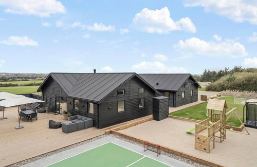 Lodbjerg Hede Cottage | Exclusive pool and activity house for 30 people -1002