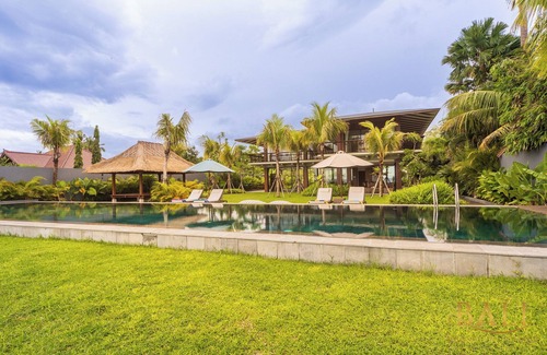 Gerokgak Villa | Exclusive Pool Villa directly at the Bali Sea!
