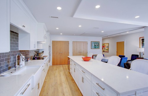 Charleston Historic District Condo | Exclusive Property Just Steps from History & Culture