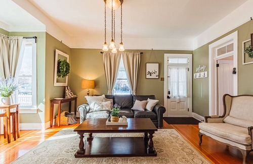 Castle Rock House | Exclusive Restored Historic Home