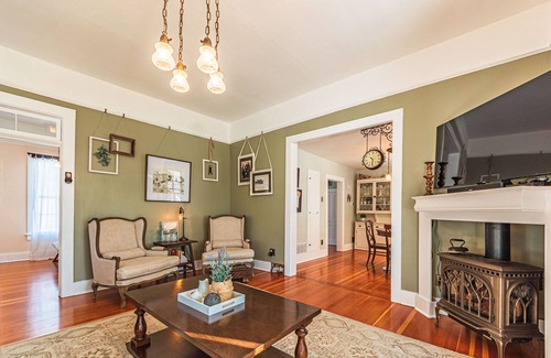 Castle Rock House | Exclusive Restored Historic Home