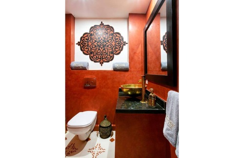 Sidi Ben Slimane El Jazouli House | Exclusive Riad Chamade and Spa