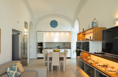Ravello Villa | ✅ EXCLUSIVE SEA ACCESS VILLA w/4 BEDROOMS ❤️ Parking 🅿️ Jacuzzi ❤️ Solarium🌞