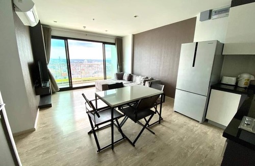 Central Pattaya Apartment | Exclusive Sea View 2 Bed Room High Floor 2 Balcony