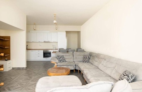Durres Apartment | Exclusive Seafront Duplex with Jacuzzi