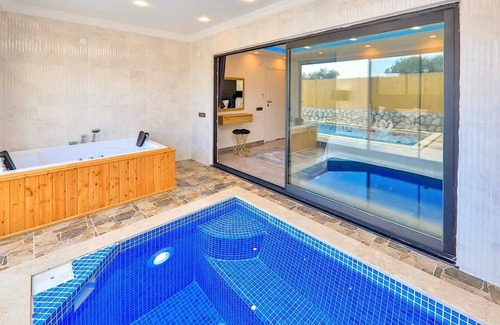 Uzumlu Villa | Exclusive Sheltered Villas