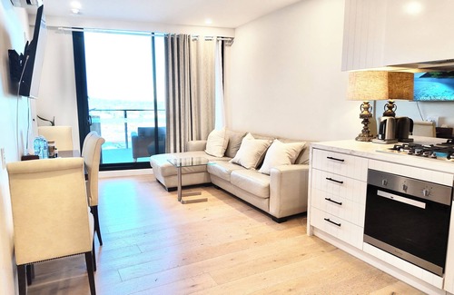 Clayton Apartment | Exclusive Skyview 2BR2Bth Apartment @Mcity shopping centre Clayton MonashVIC3168