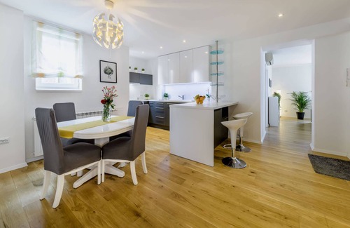 Zagreb Apartment | Exclusive, spacious and central!