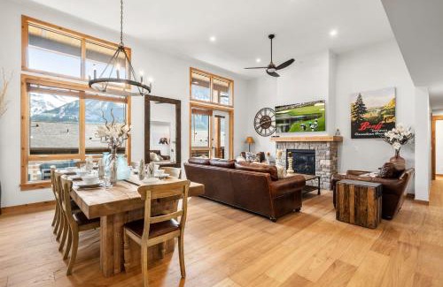 Canmore Apartment | Exclusive Tamarack Lodge Penthouse - Canmore