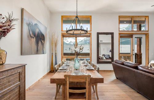 Canmore Apartment | Exclusive Tamarack Lodge Penthouse - Canmore