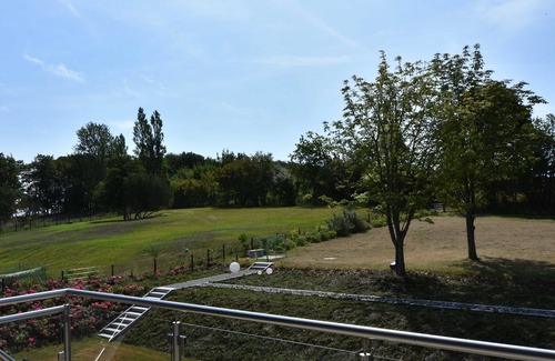 Lobbe House | Exclusive thatched roof villa Ostseefrische - exclusive thatched roof villa only 500 meters