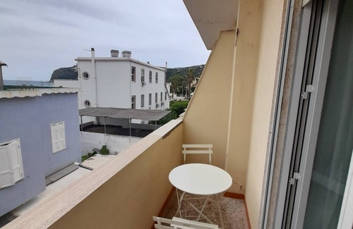 Poetto Apartment | Exclusive three-bedroom, three-bathroom apartment by the sea at Poetto