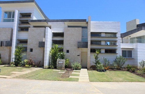 Tucacas Villa | Exclusive Towhouses in Tucacas, Puerto Morrocoy